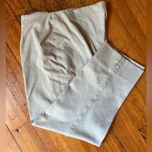 Chico's Light khaki cropped pants size medium